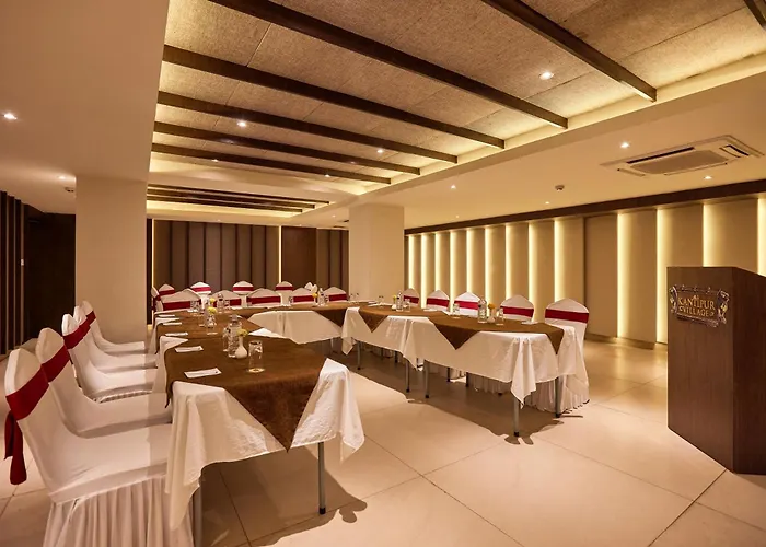 ホテル Kantipur Village 4*