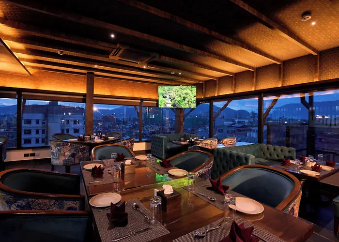 ホテル Kantipur Village 4*